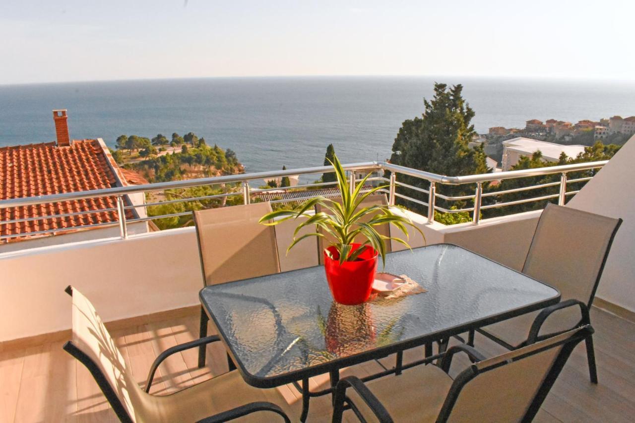 Studio Apartments Jupo Ulcinj Exterior foto
