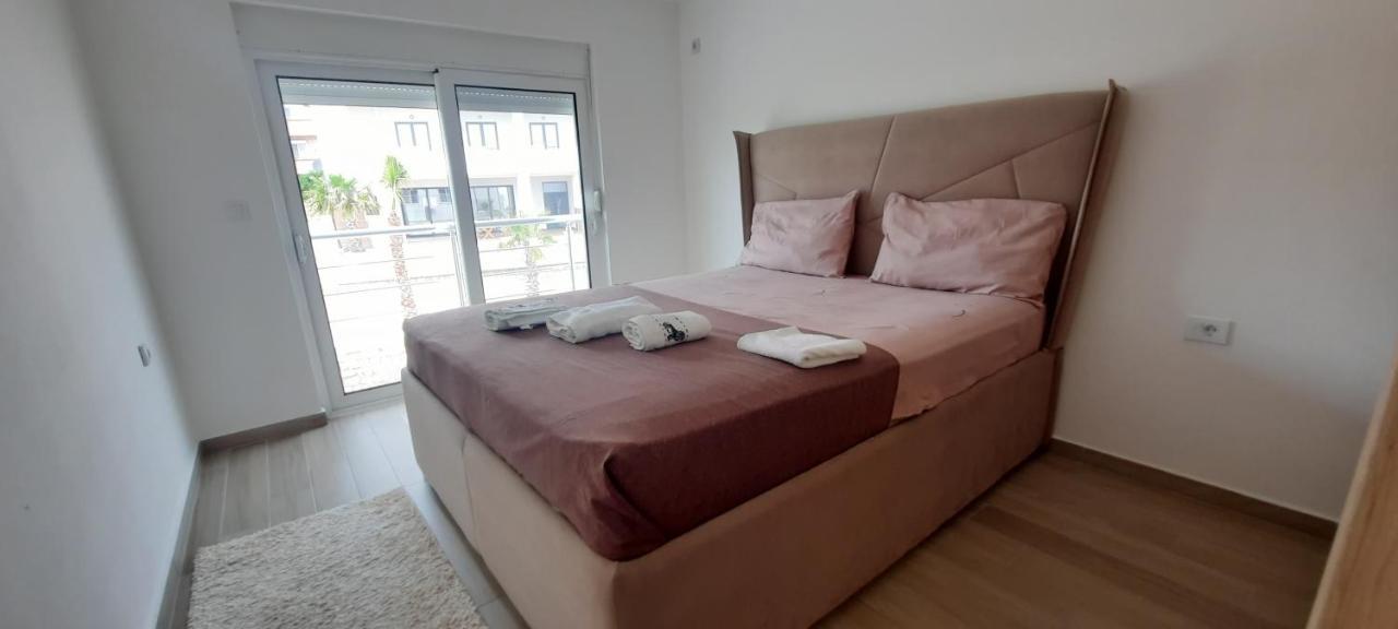 Studio Apartments Jupo Ulcinj Exterior foto