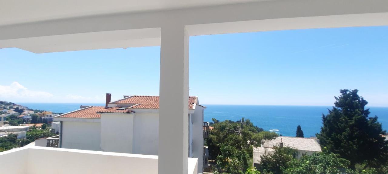 Studio Apartments Jupo Ulcinj Exterior foto